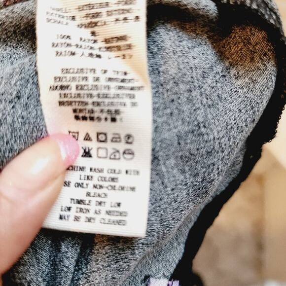 FREE PEOPLE FIELD OF BUTTERFLIES TUNIC SIZE XS (OVERSIZED) - Picture 9 of 10